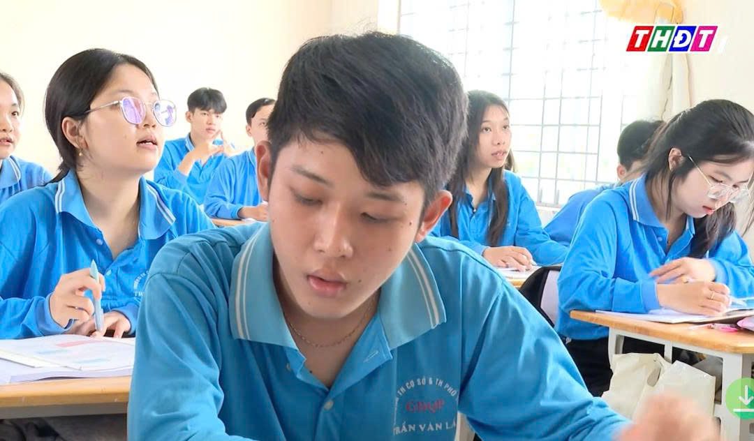 Diệp Vũ Kha – Nghị lực vượt khó và ước mơ trở thành thầy giáo tương lai