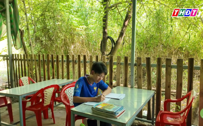 Tiếp sức đến trường cho em Phạm Hoàng Gia – học sinh giỏi vượt khó