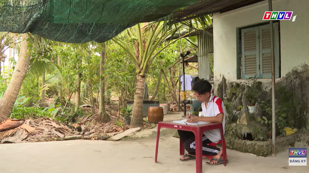 Nghị lực vươn lên của cậu học trò Lâm Sơn