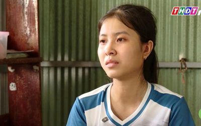 Nghị lực vượt khó của học sinh Đỗ Thị Phương Vy: Ươm mầm ước mơ từ chiếc bàn học cũ