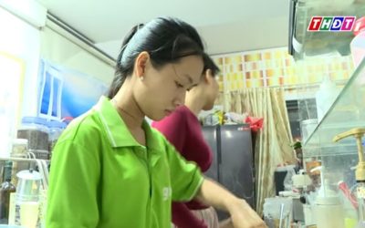 Mồ côi cả cha lẫn mẹ, cô học sinh lớp 12 vẫn nuôi giấc mơ đứng trên bục giảng