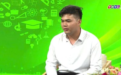 Học sinh mồ côi, một mình bước tới ước mơ